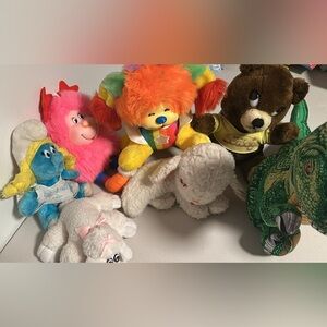 Lot of vintage stuffed animals